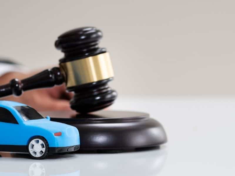 עורך דין תאונות דרכים
